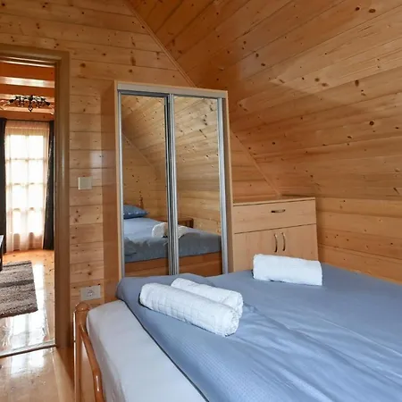 Feriehus Vikendica Pored Drine Bajina Basta