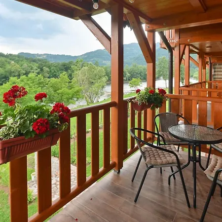 Vikendica Pored Drine