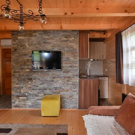 Vikendica Pored Drine Feriehus *